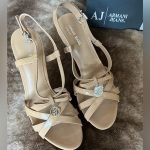 New Armani Jeans nude patent leather pumps size 7.5 / 8 women’s heels with box